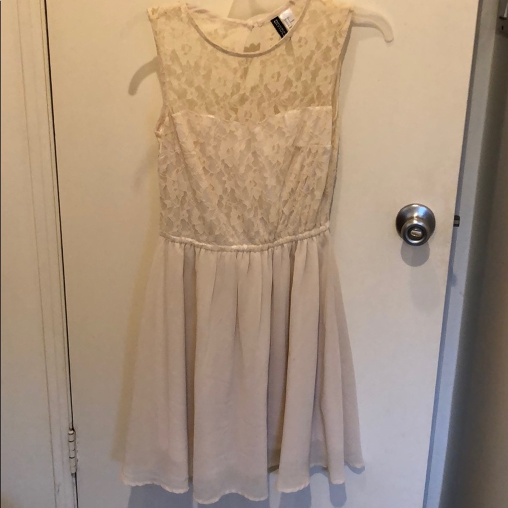 Lace dress